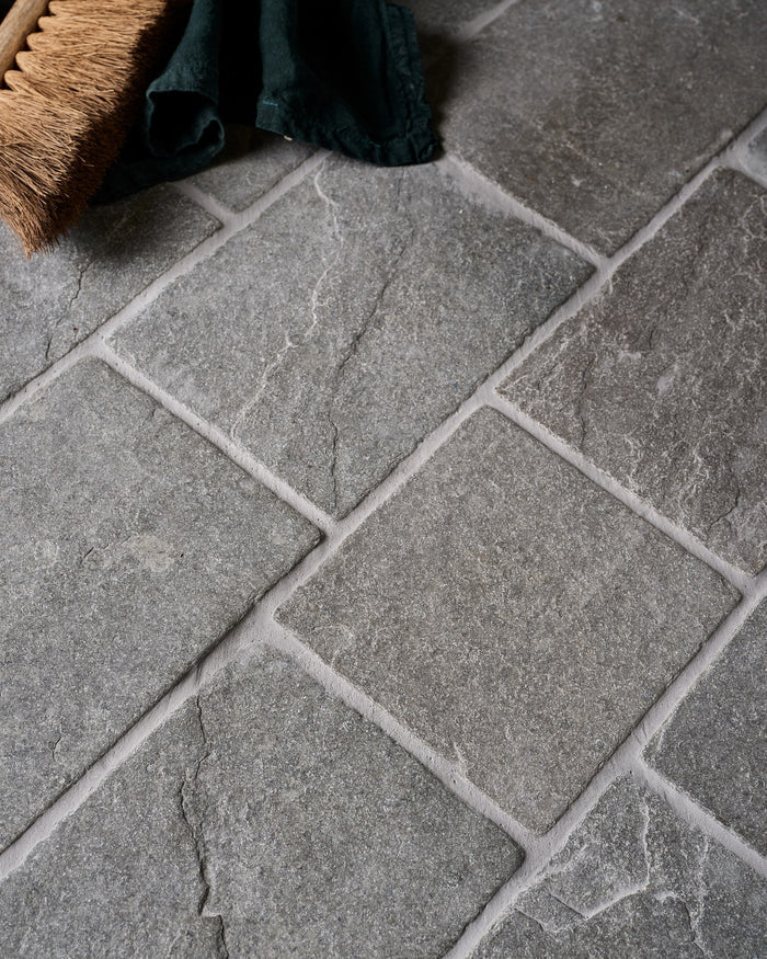 Galway Limestone Cobble Seasoned Finish