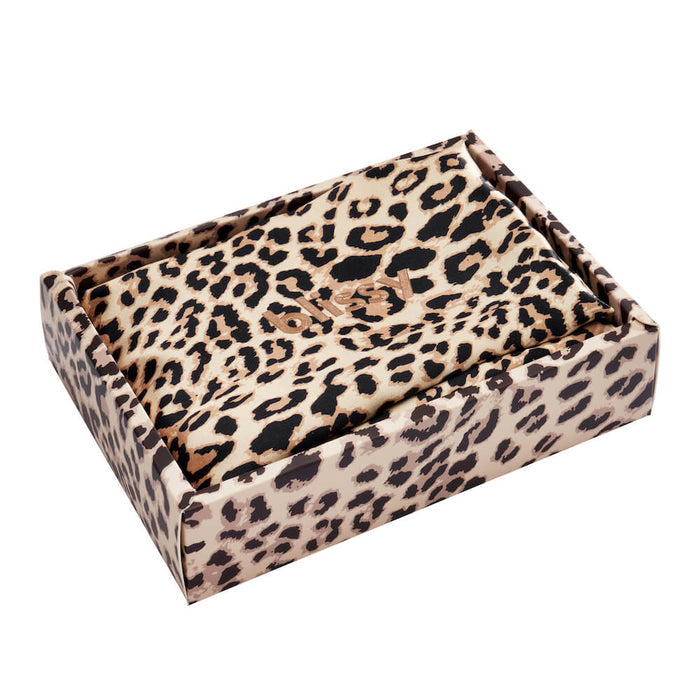 Blissy King Leopard Pillowcase Lifestyle – Mulberry Silk