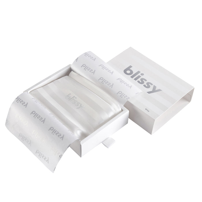 White Striped Pillowcase Close-Up – Blissy 22 Momme Silk