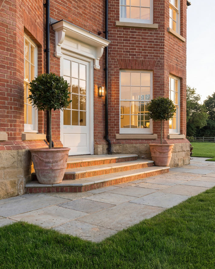 Trusloe Limestone Paving Seasoned Finish||trusloe-limestone-seasoned-bullnose-coping